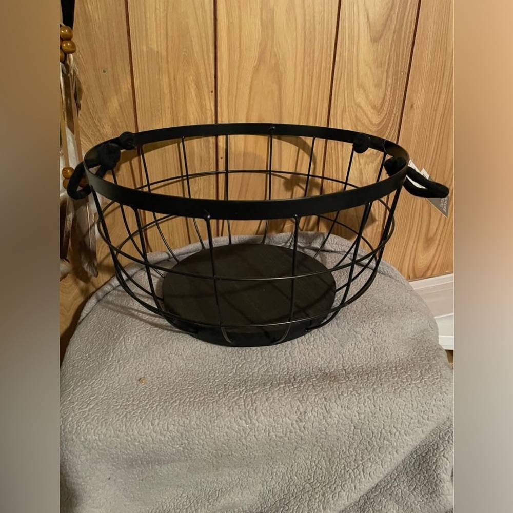 Black Wire Basket